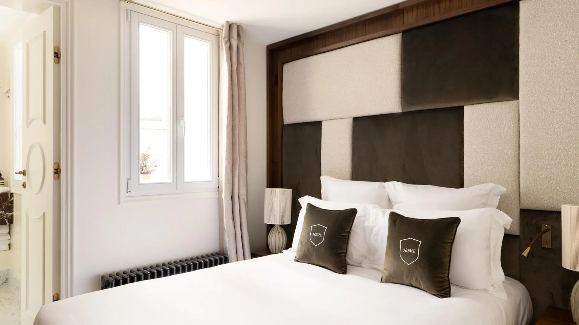 Highstay - Luxury Serviced - Place Des Victoires Apartment *